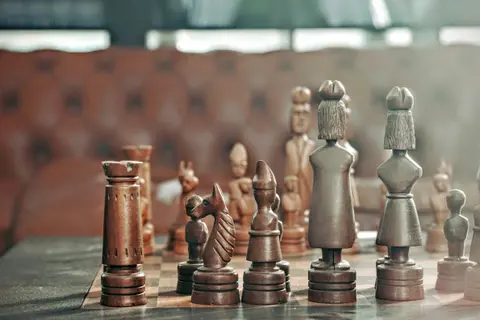 Seth Godin's Insights on the Difference Between Tactics and Strategy (And Why Most Entrepreneurs Get It Wrong)