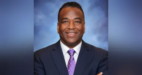 Part 2: Close Up Radio Welcomes Back Retired NYPD Detective First Grade Lloyd Pipersburgh