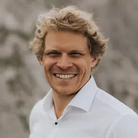 Julian Hosp Profile Photo