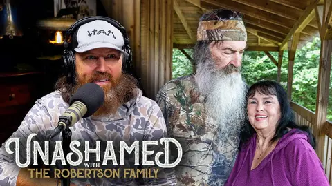 Ep 1185 | Phil Used a Blush-Worthy Nickname for Miss Kay & A Godly Woman is Always Beautiful