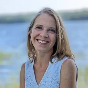 Vicki Valosik Profile Photo