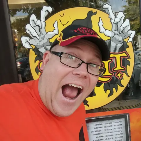 Halloween Spirit Store Takeover and Venom LET THERE BE CARNAGE review! – Dandy Fun House episode 11