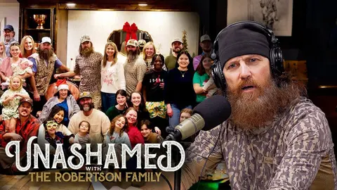 Ep 1241 | Jase Offends the Robertson Family Group Text & He Doesn’t Regret It at All