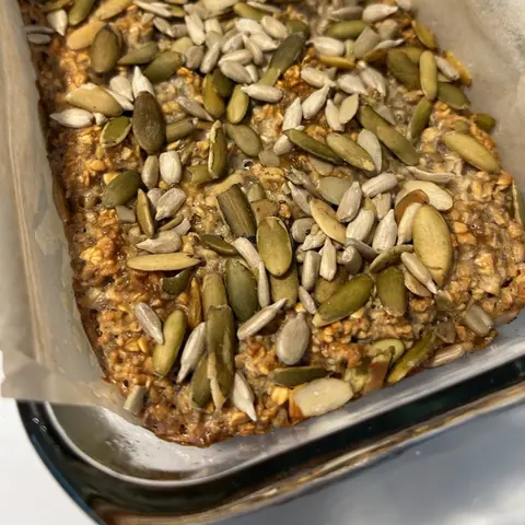 The Easiest 5-Ingredient Healthy Oat Bread Recipe (No Flour Required!)