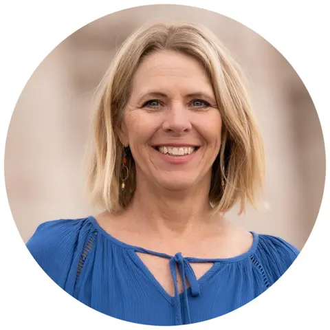 Close Up Radio Spotlights Michelle Kooi of Confluence Coaching and Consulting LLC