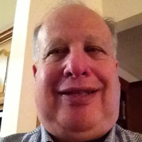 Close Up Radio Spotlights Individual, Couples, and Family Therapist Dr. Barry Pilson