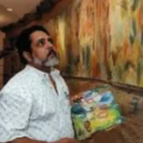 #622 Carmelo Sobrino y las artes plásticas