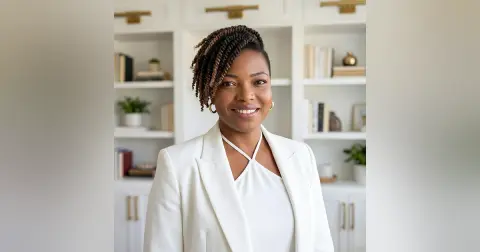 Close Up Radio Spotlights AI Strategist Nicole McCain of Nicole McCain Consulting
