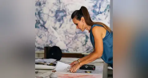 Entangled expressions: where quantum science and art come together