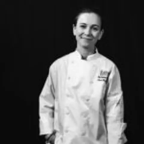 Food Connects Us – Chef Stephanie Michalak White