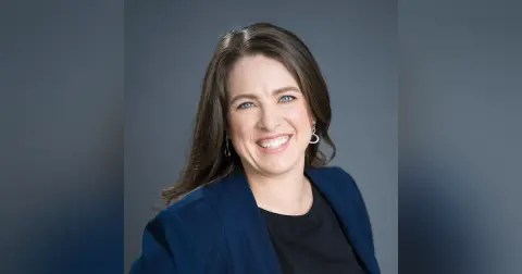 Close Up Radio Spotlights Immigration Attorney Alicia Vial Beesley of Vida Legal Services