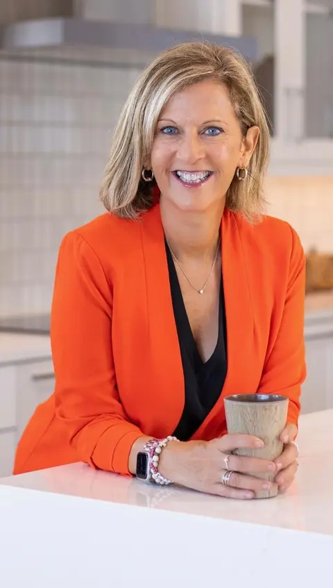 Kimberly Waterhouse: USMC to Top Jacksonville Agent