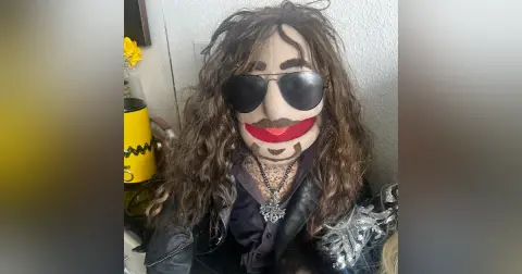 Licorice, dolphins, and old jelly beans: Jess Harnell answers your Totally Random Questions!