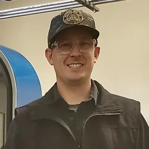 Ep. 62. Small but Profitable Swiss Shop with Travis Erickson