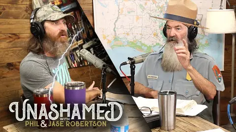 Ep 301 | Phil Robertson Was a US Park Ranger and Jase Saw Al Get Struck by Lightning