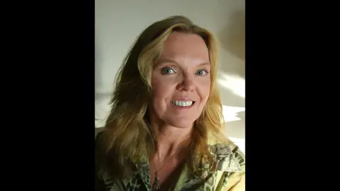 The Musical Innertube - Volume 2, Number 139 - Joy Stocke Returns!