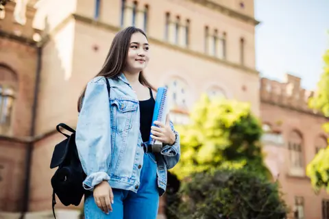 Academic Ascent: Smarter College Applications