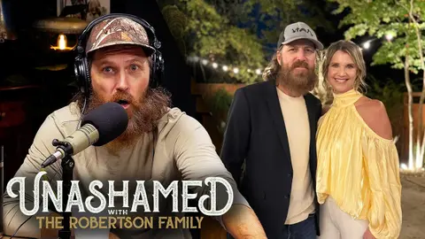 Ep 1196 | Jase Battles Duck-Struck Airplane Chaos, Reed Pops In & Who Is the Antichrist?