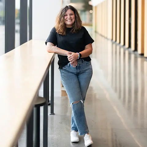 Close Up Radio Spotlights Fundraising Warrior and Account Executive Tosha Wise of RaiseAway