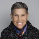 Close Up Radio Spotlights Caroline Sederbaum of Happy Healthy Hypnosis