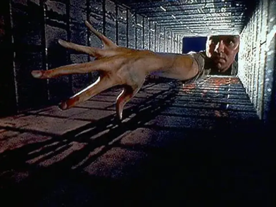 The X-Files Season 1, 'Squeeze"