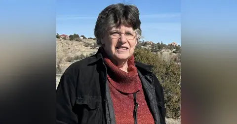 Close Up Radio Spotlights Author, Artist, and Activist Linda Moran