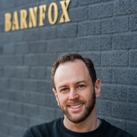 104. Barnfox