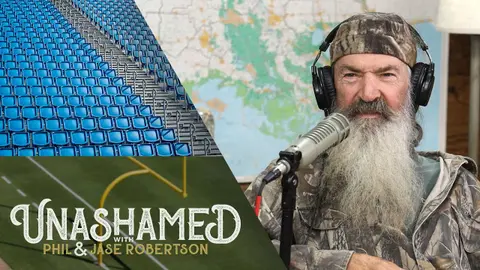 Ep 153 | Phil Is Uncomfortable Watching Football, Jase Cancels Netflix, and Our Fractured Nation