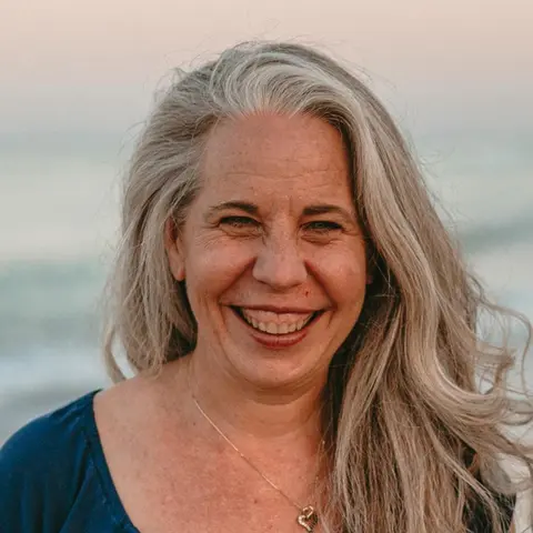 Close Up Radio Spotlights Jeanne Conca of Wellness Abounds