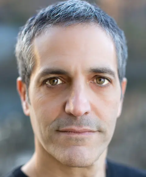 105: Sam Green & David Harrington on Kronos Quartet
