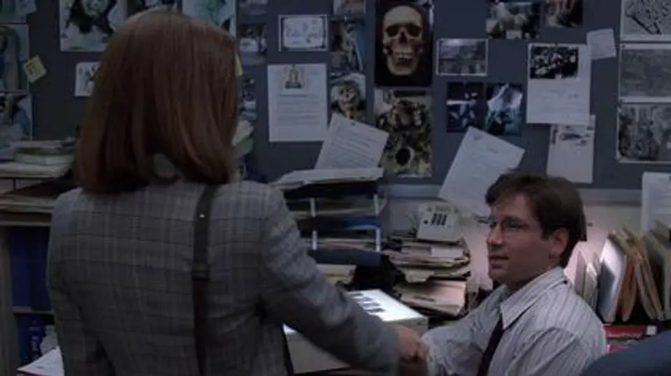 The X-Files Season 1, Episode 1 "Pilot" The X-Files Season 1, Episode 1 "Pilot"