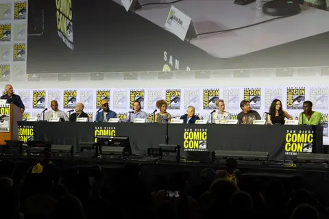 STAR TREK UNIVERSE TAKES OVER HALL H AT SAN DIEGO COMIC CON