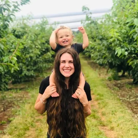 Episode 83 Disordered Eating, IBS, Polycystic Ovaries & A Plant-Based Diet