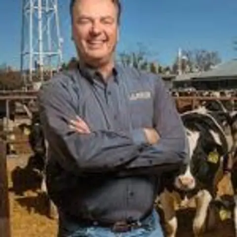 Tesla-ish Cows – Frank Mietloehner