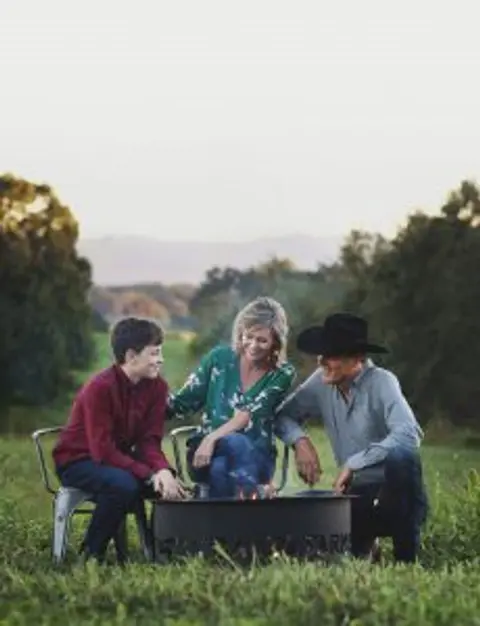 Country Music Country Farming – Barry and Aliceson Bales
