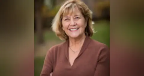 Engaging Communities –  Leslie Lytle, DINA