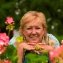 Close Up Radio Welcomes Back Animal Communicator and Psychic Shirley Scott