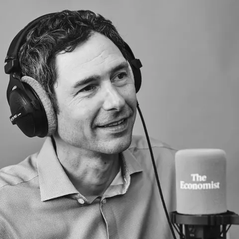 From a laser lab to the Economist: physicist Jason Palmer on his move to journalism