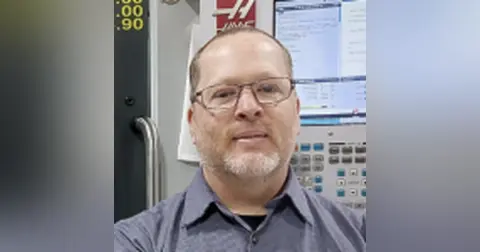 Precision Machining Class in Session, with Jared Daily-EP 207