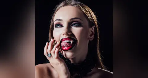 Newborn — A Vampire Bride Awakens in Strickfield