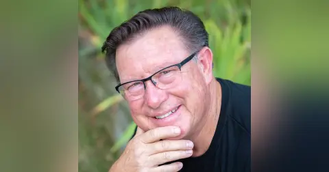 Close Up Radio Welcomes Back Author Darran “D. L.” Crager