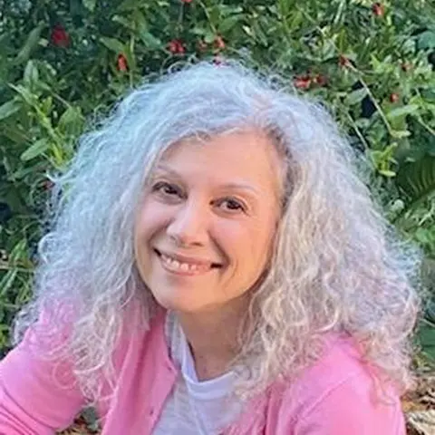 Close Up Radio Spotlights Reiki Master and Teacher Dennie Sunbeam of The Mystical Energy