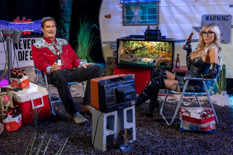 joe-bob-briggs-darcy-mail-girl.jpg Joe Bob Briggs and Darcy the Mail Girl
