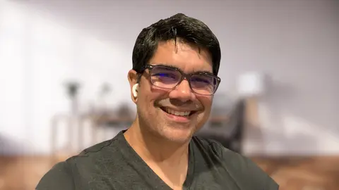 AI-Powered and Founder-Funded: How Yogesh Nagarkar Built UNpkl His Way