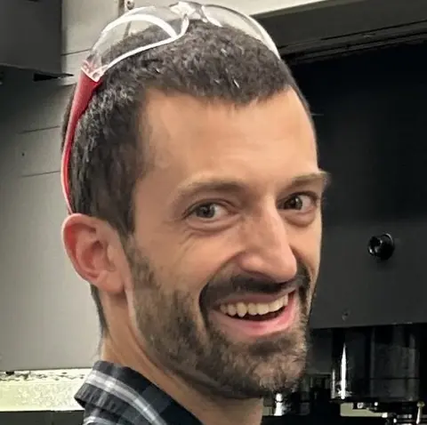 Making Engineers Love Manufacturing, With Andrew Schiller-EP 258