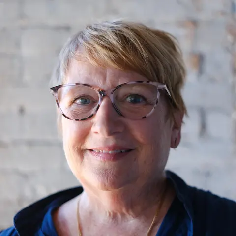 Close Up Radio Welcomes Back Kathy O'Neill of What's Next Transition Coaching