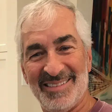 Apple Products for Seniors with Bob Feinberg