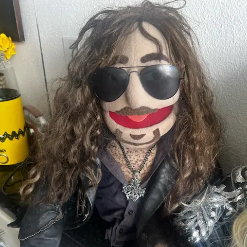 Licorice, dolphins, and old jelly beans: Jess Harnell answers your Totally Random Questions!