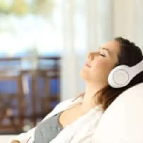 5-Minute Guided Meditation To Let The Tensions Of The Day Go