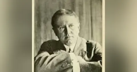 THE THEORY AND THE HOUND by O. HENRY